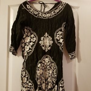 Med-Black crushed silk top